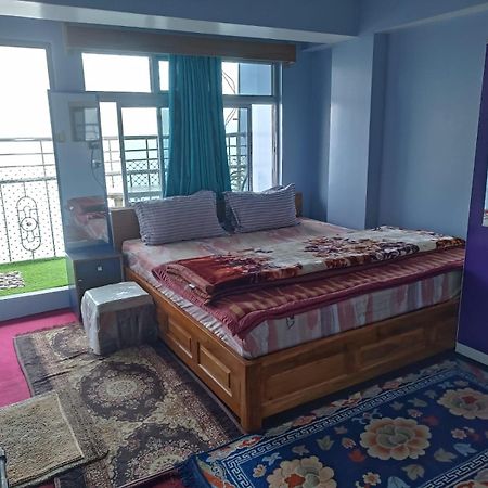 Shiv Inn Stay Дарджилинг Стая снимка