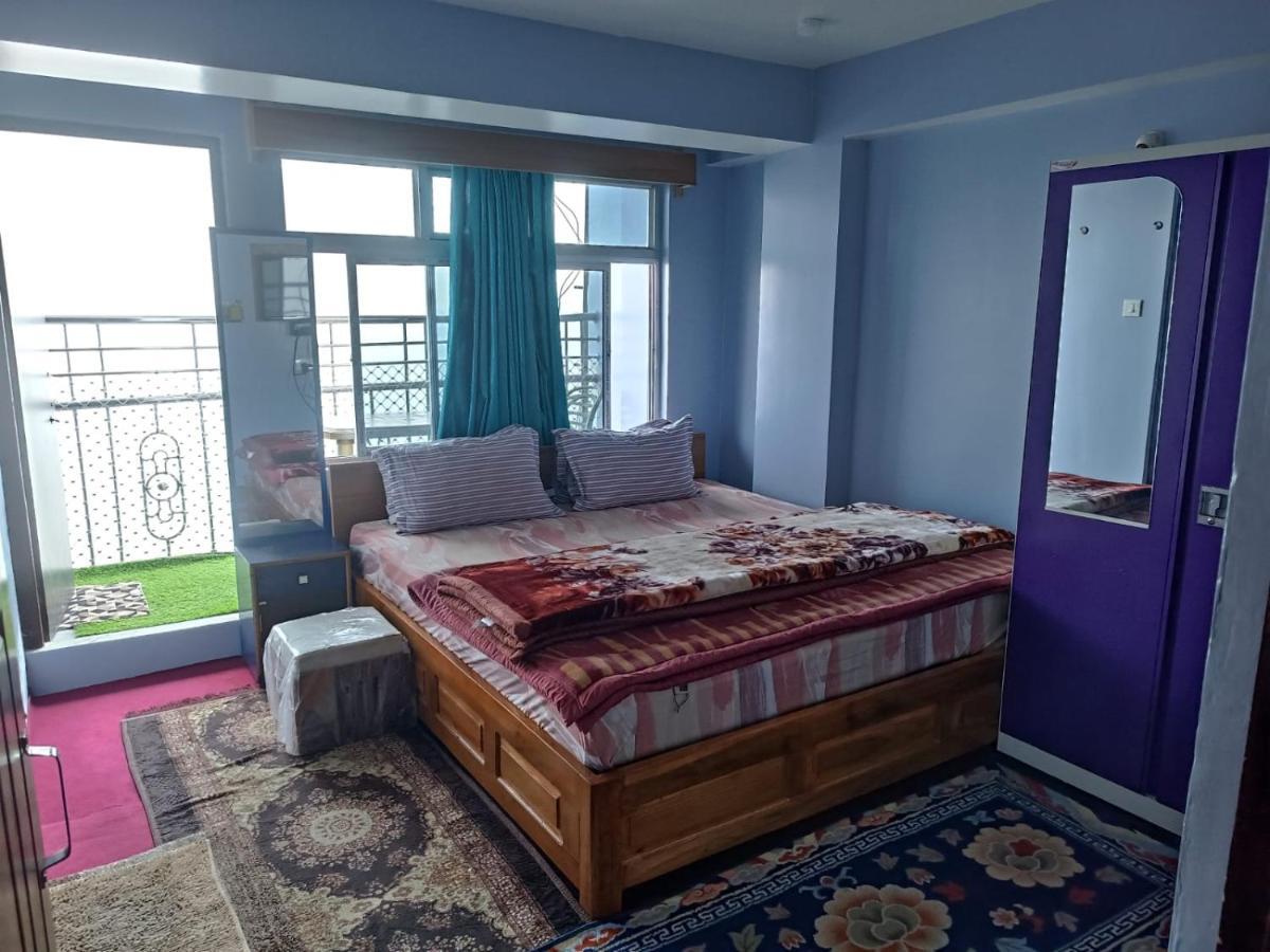 Shiv Inn Stay Дарджилинг Екстериор снимка